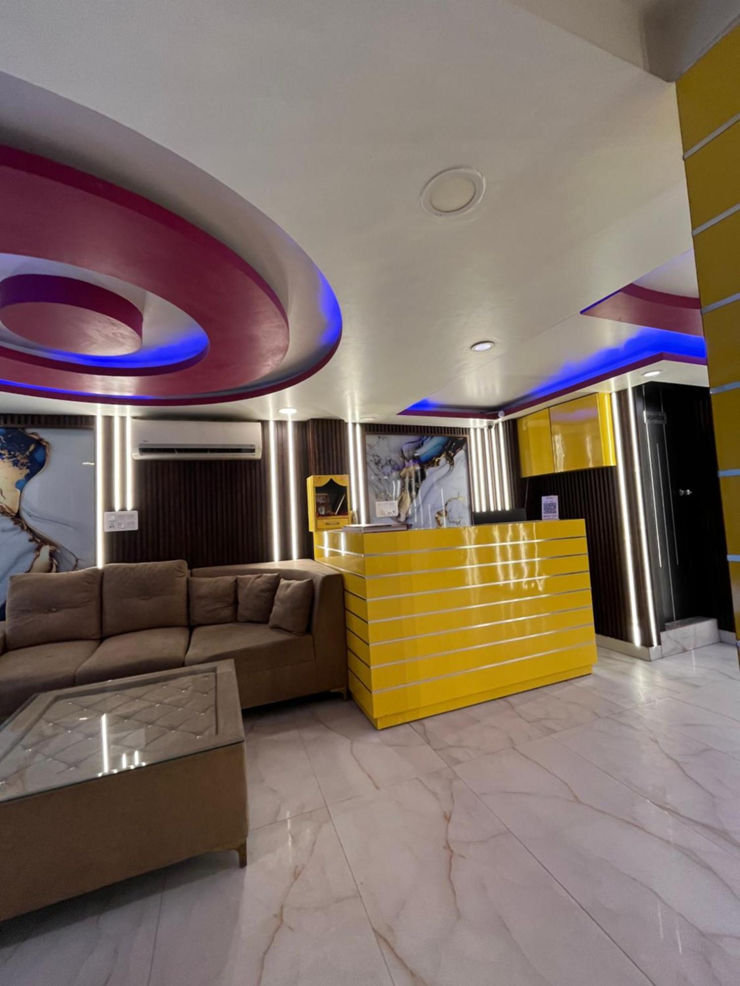 Jupiter Plaza Delhi Airport Hotel New Delhi Eksteriør billede
