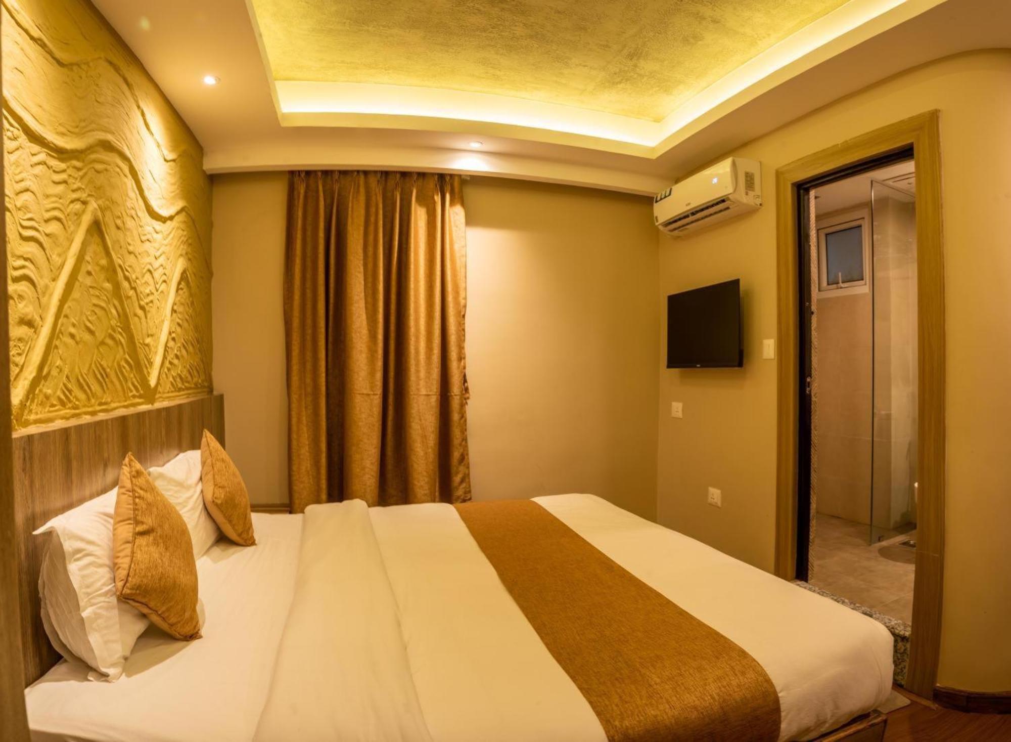 Jupiter Plaza Delhi Airport Hotel New Delhi Eksteriør billede